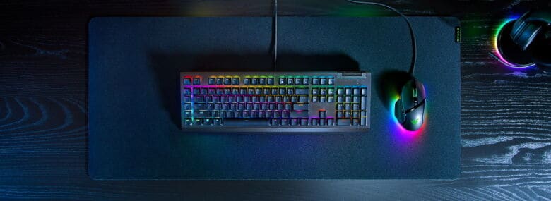 Razer BlackWidow V4 X Gaming Tastatur (Green Switch)_1