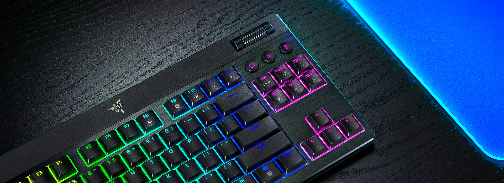 Razer Blackwidow V4 TKL Low Profile Orange Switches_7