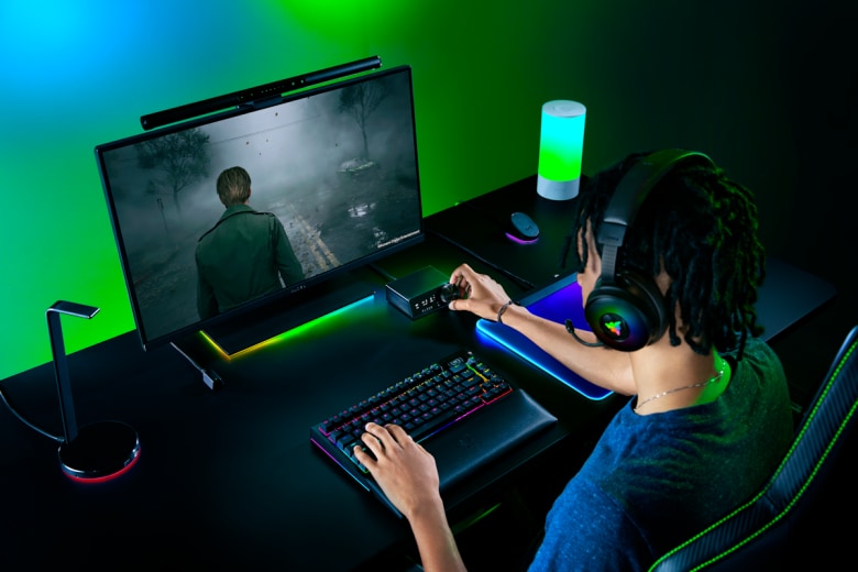 RAZER Kraken V4 Pro Gaming Headset_2