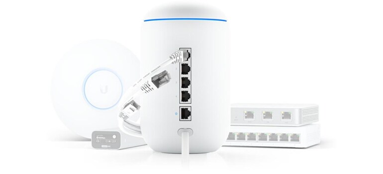 Ubiquiti UniFi Dream Machine WLAN Router (UDM)_2